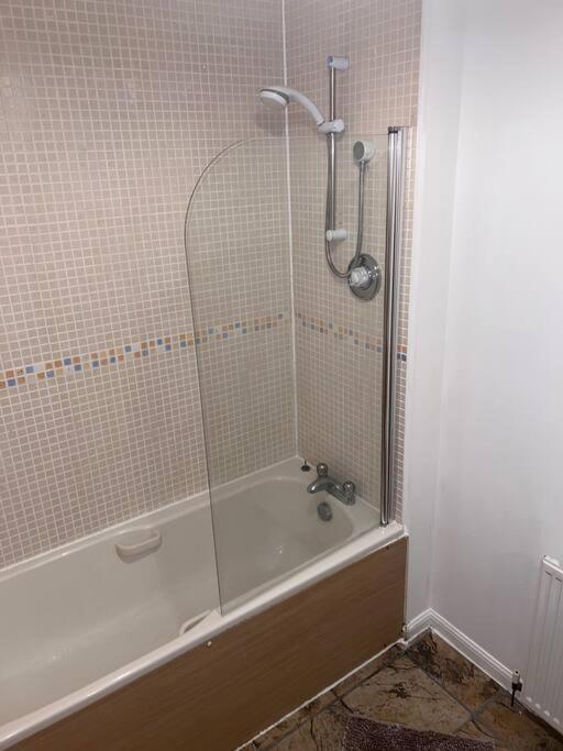 Infinity Properties Абердин Екстер'єр фото