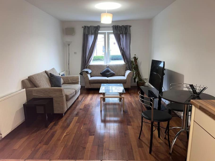 Infinity Properties Абердин Екстер'єр фото